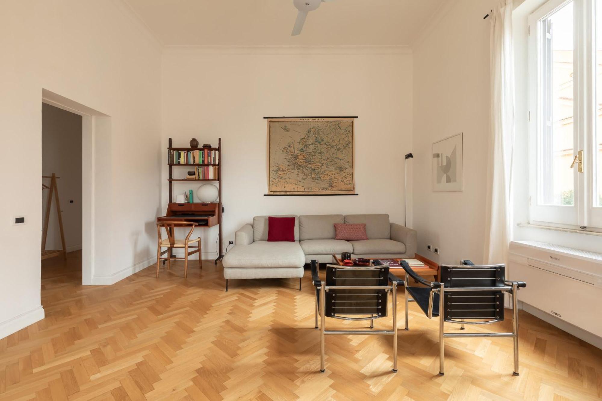 Colosseum Bright By Romeloft Apartment *